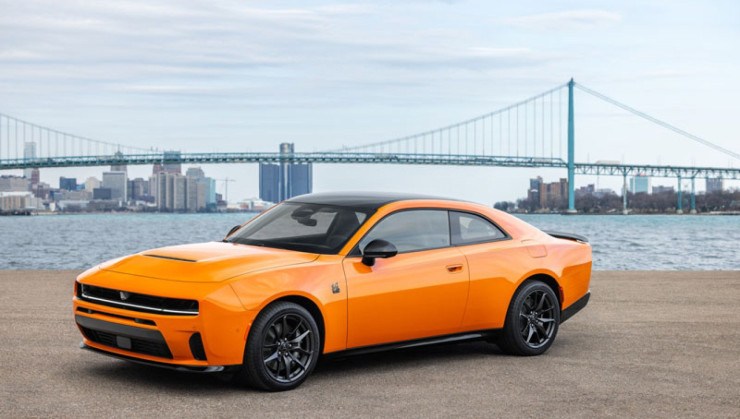 A versão duas portas será US$ 2.000 mais barata que a quatro portas