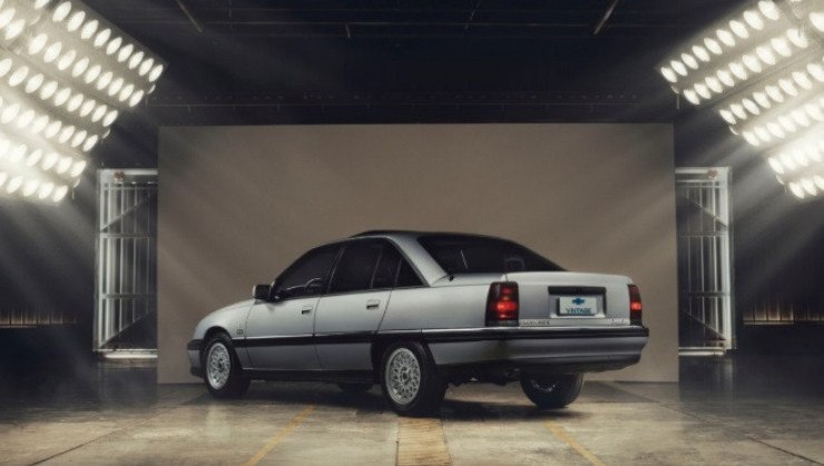 Chevrolet Omega CD restaurado vai a leil&atilde;o