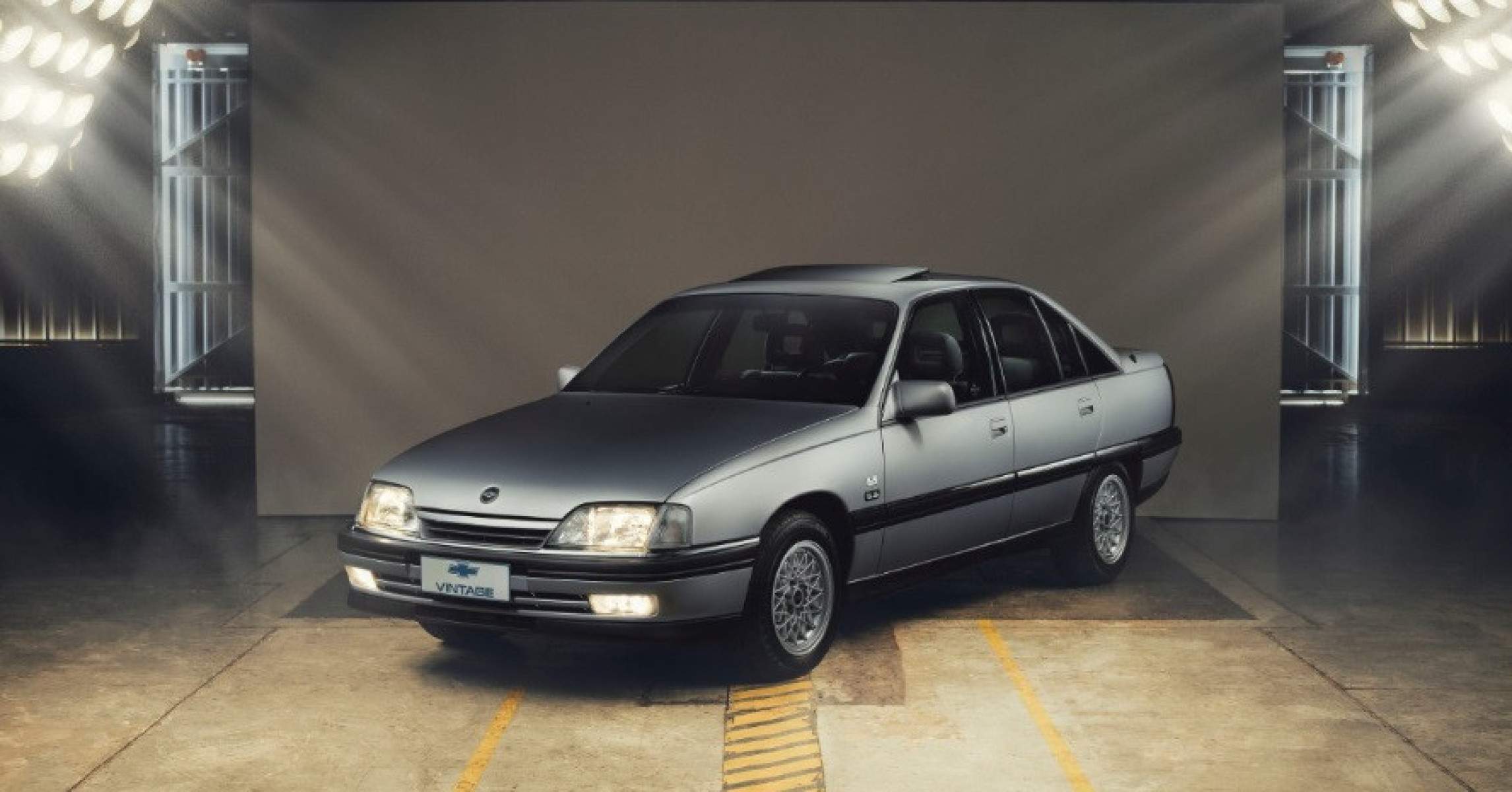 Chevrolet Vintage: Omega CD restaurado vai a leilão em SP 