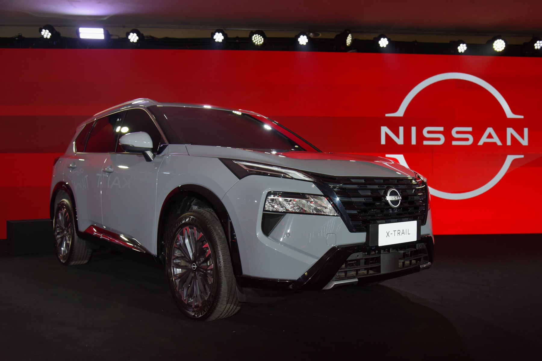 Nissan X-Trail chegará ao Brasil com versão híbrida e 7 lugares