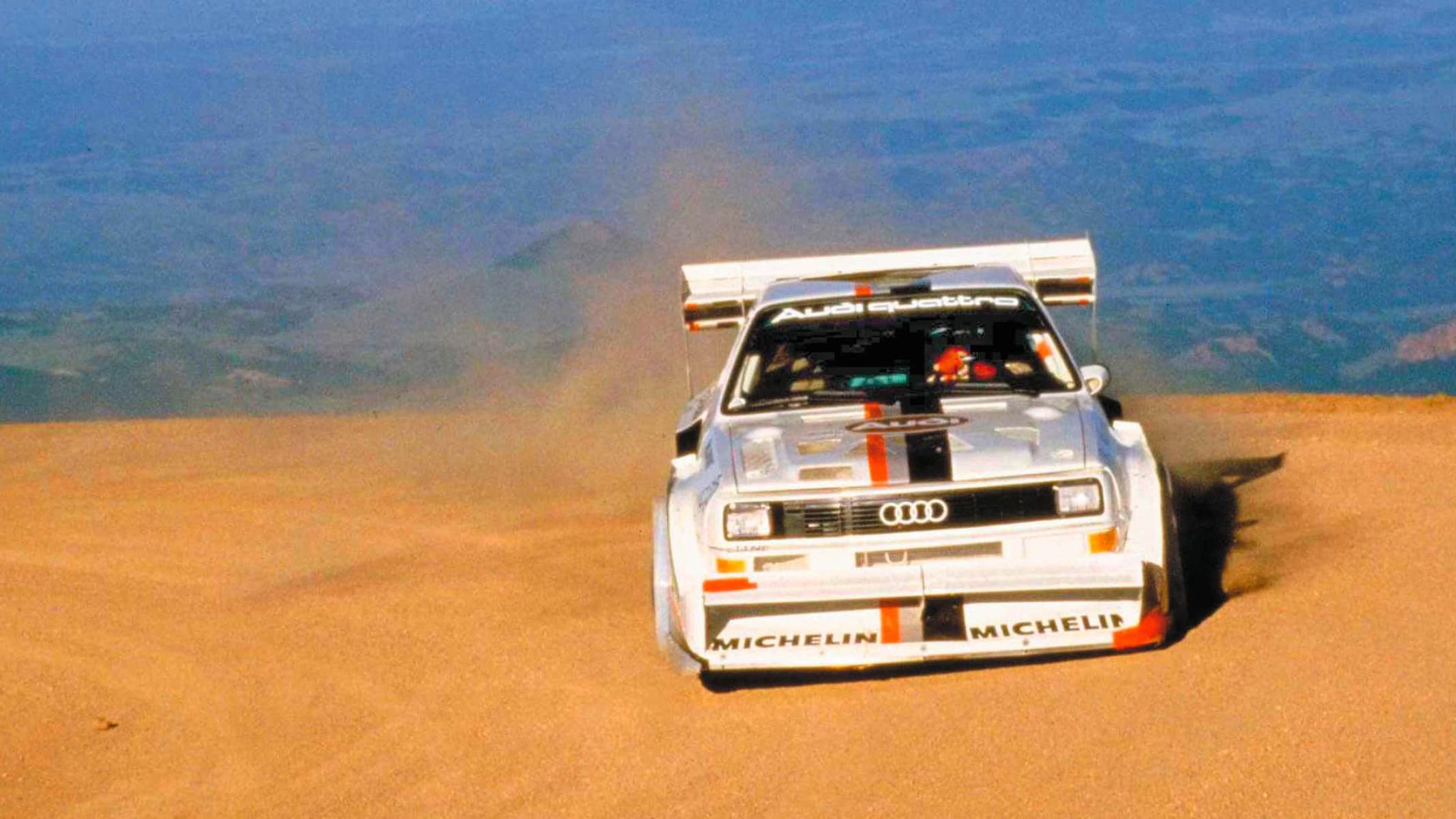 Audi comemora 50 anos do lendário motor cinco cilindros