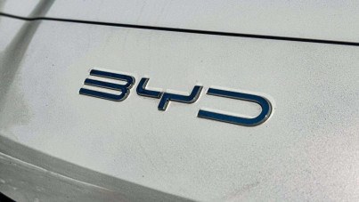 BYD atropela Tesla no mercado de carros elétricos em 2025
