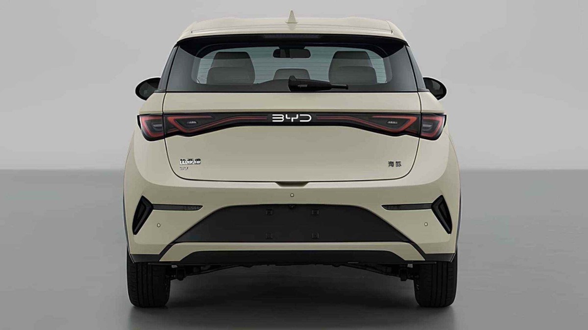 BYD Dolphin 