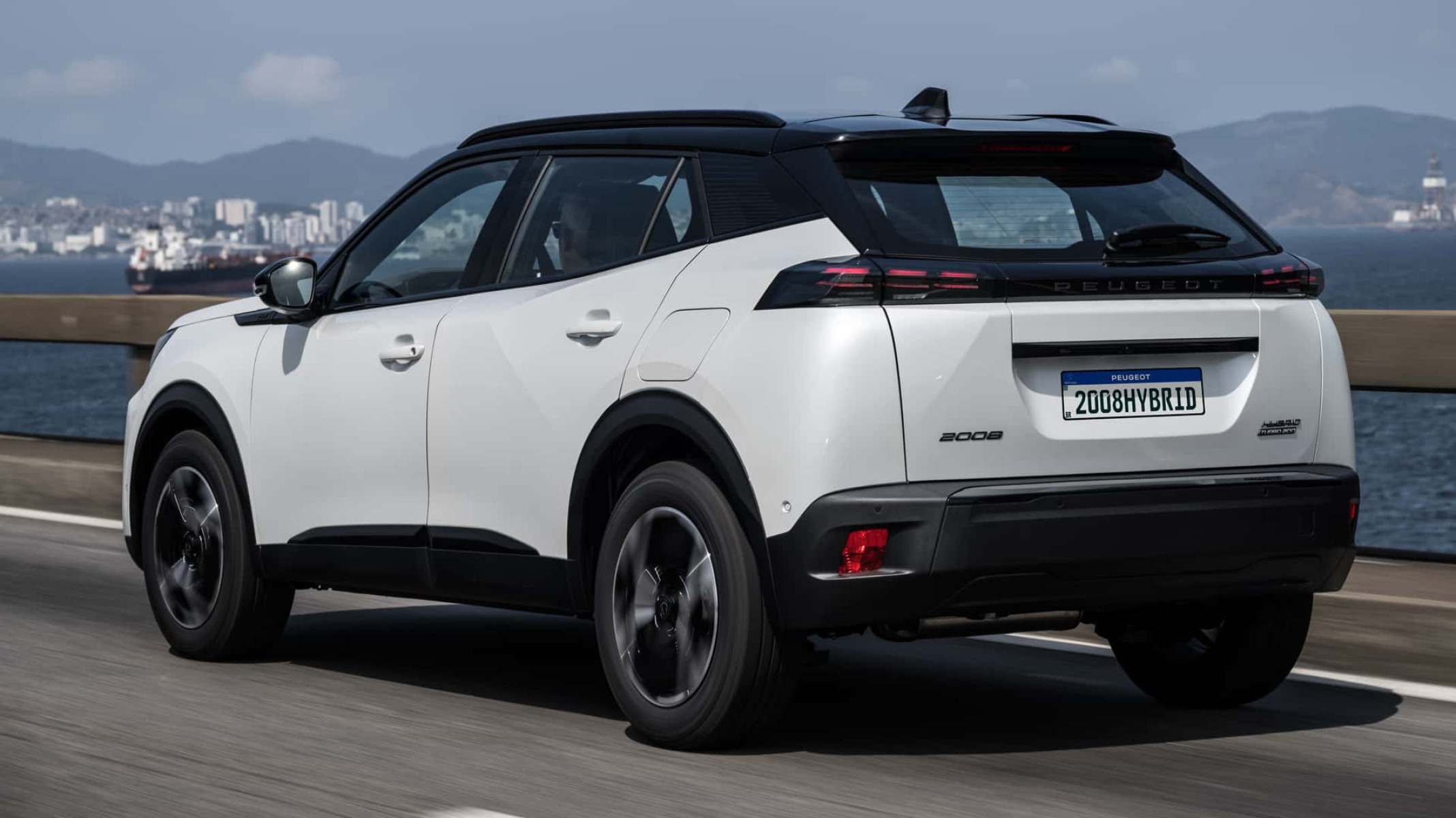 Peugeot 2008 GT Hybrid