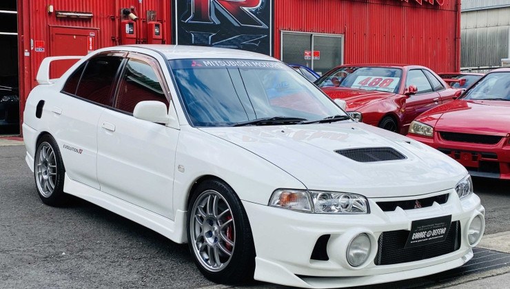 Mitsubishi Lancer Evolution IV
