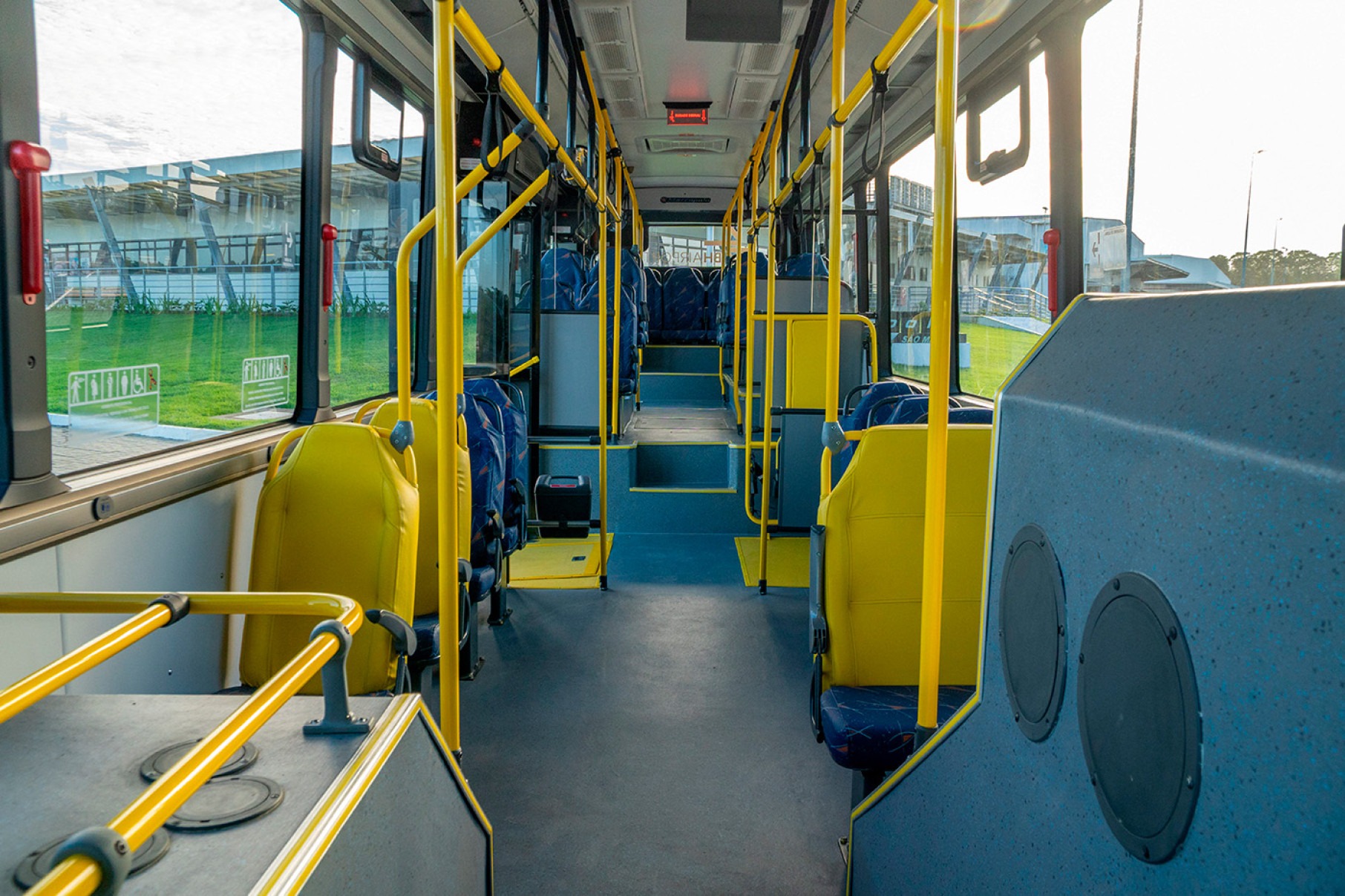 Aeroporto Internacional de Confins recebe &ocirc;nibus 100% el&eacute;trico da Marcopolo