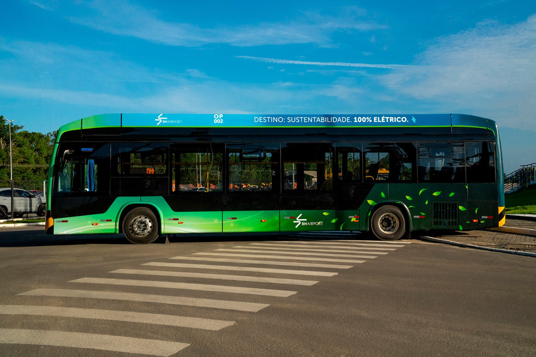 Aeroporto Internacional de Confins recebe &ocirc;nibus 100% el&eacute;trico da Marcopolo