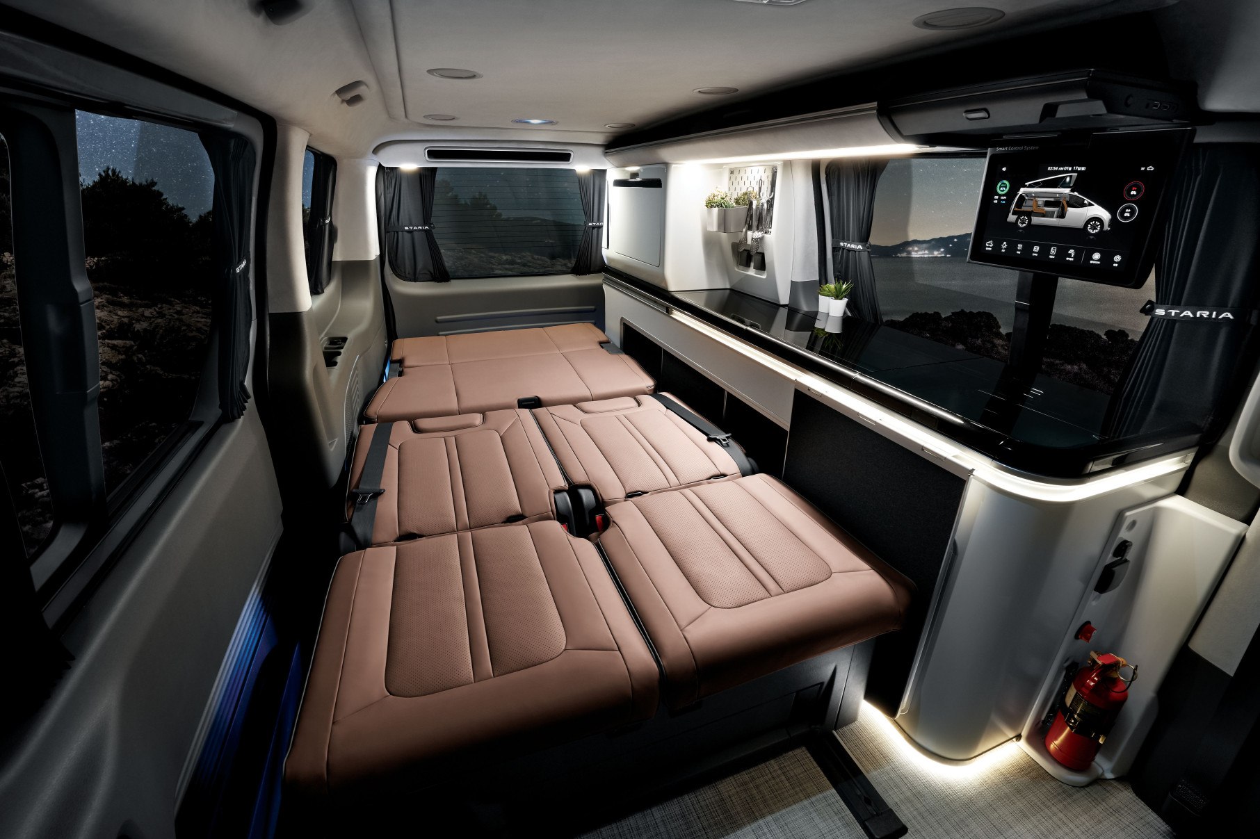 Staria Camper Concept