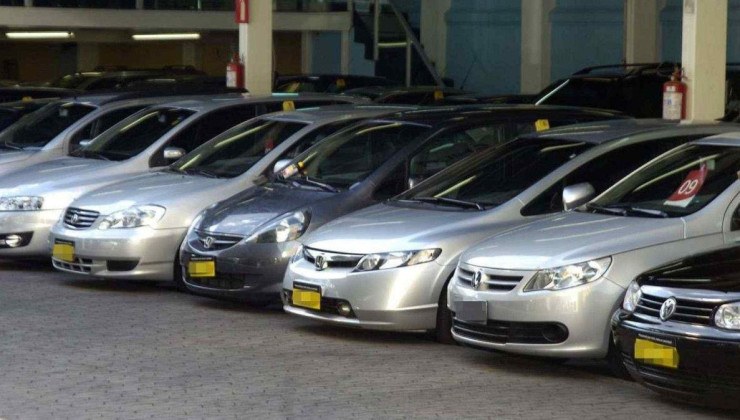 O mercado de carros usados em 2026 oferece modelos variados, com op&ccedil;&otilde;es que podem caber no or&ccedil;amento de R$ 50 mil. -  (crédito: Juarez Rodrigues/EM/D.A.Press)