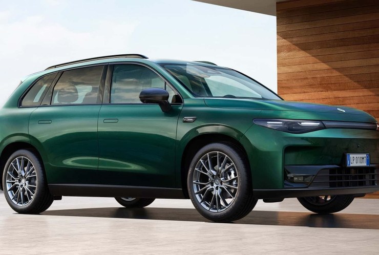 Leapmotor C10 h&iacute;brido ser&aacute; o primeiro carro da marca produzido no Brasil