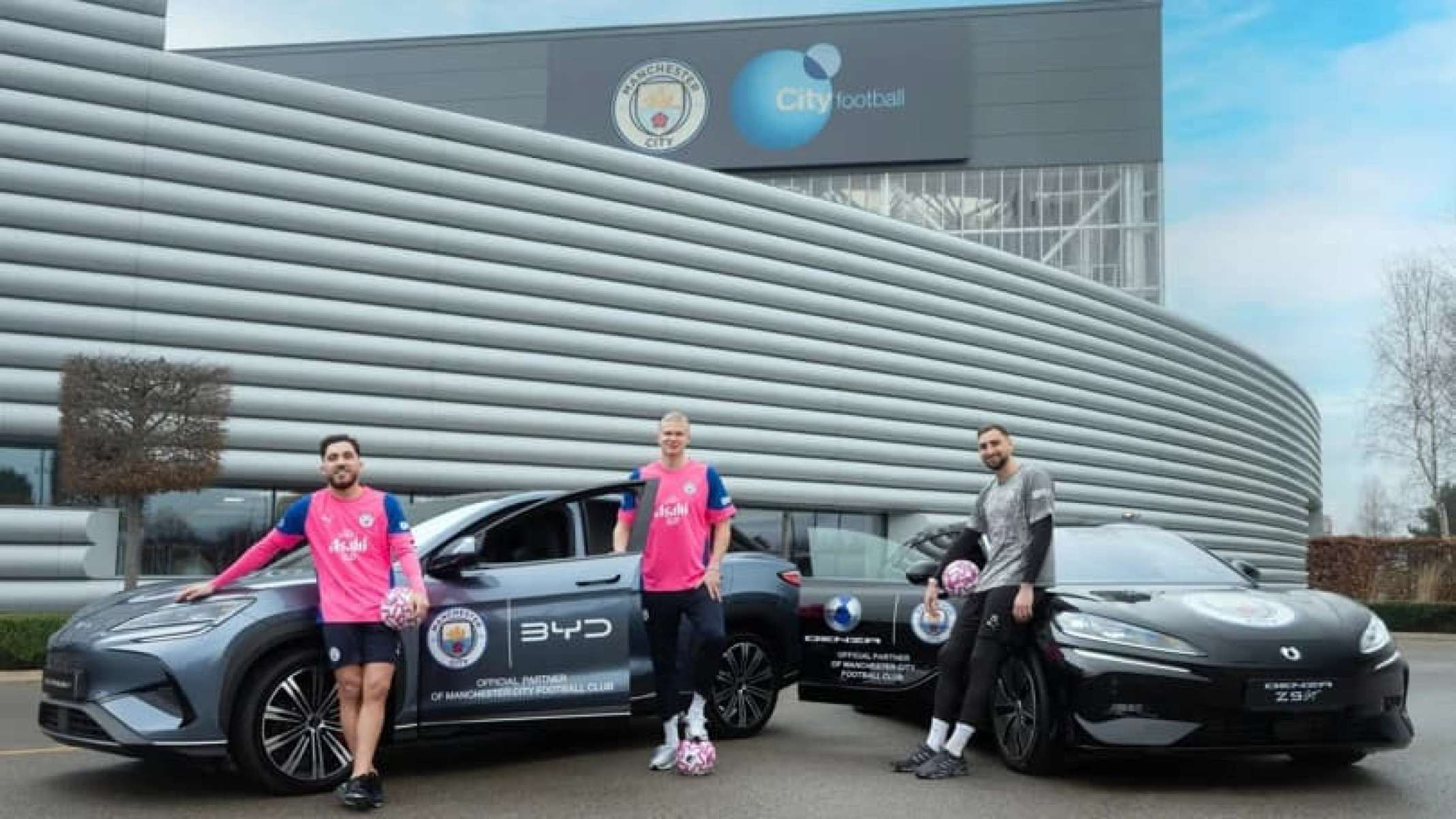 BYD substitui Nissan como parceira do Manchester City 