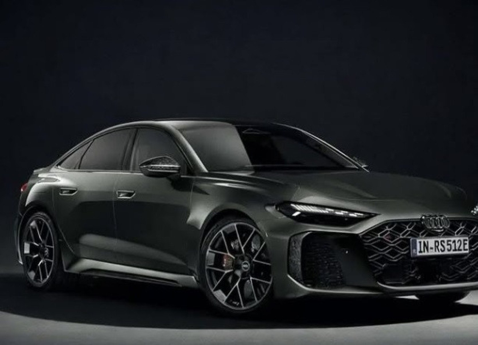 Audi RS5 teve imagens vazadas