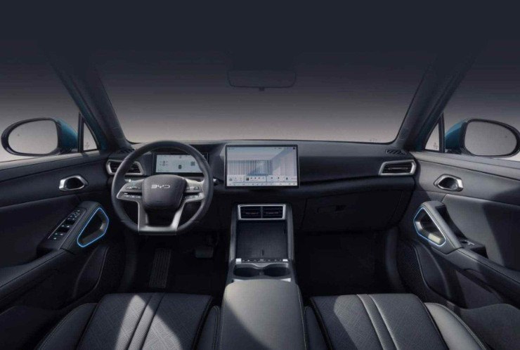 O SUV conta com central multim&iacute;dia de 12,3", painel digital de 8 polegadas e teto solar panor&acirc;mico