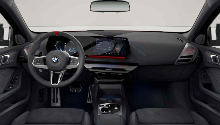 Novo interior da BMW M135 xDrive