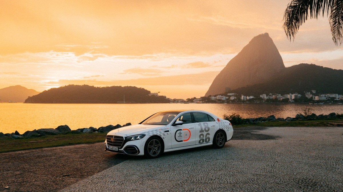 Caravana da Mercedes em comemoração aos 140 anos da marca        