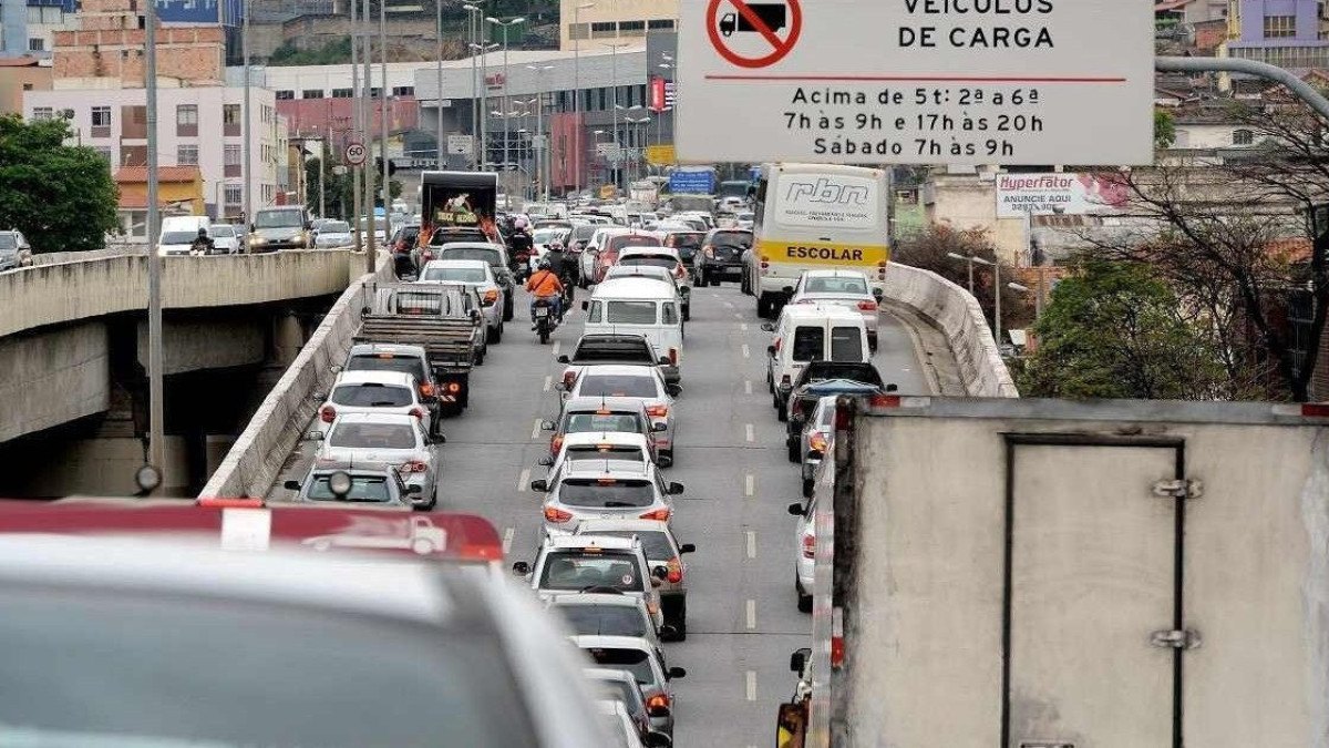 A proposta de IPVA baseada no peso do ve&iacute;culo pode impactar a regulamenta&ccedil;&atilde;o do tr&acirc;nsito para ve&iacute;culos de carga em grandes centros.