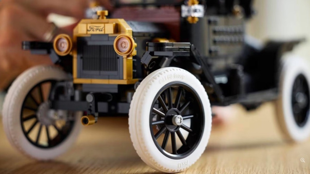 Réplica do Modelo T em versão miniatura 