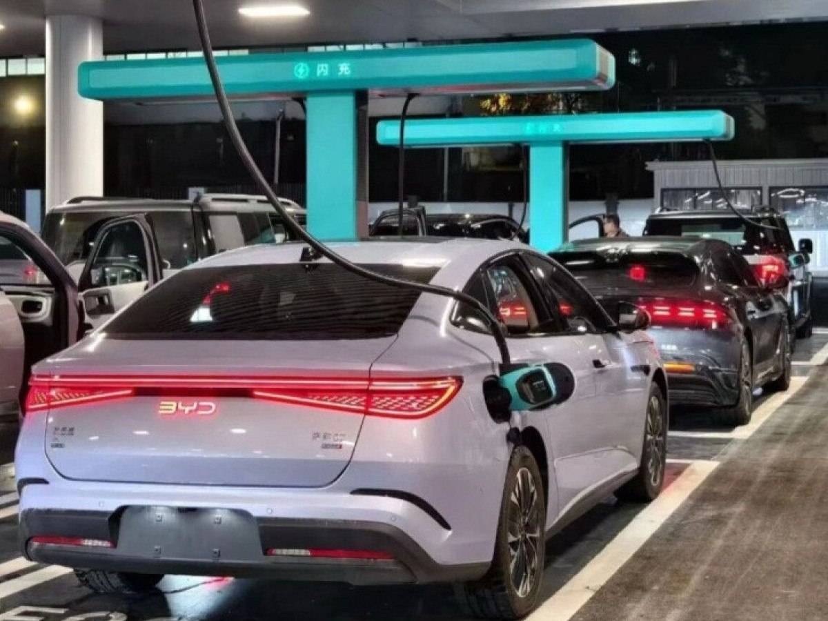 Carregadores ultra velozes da BYD prometem revolucionar mobilidade el&eacute;trica na China