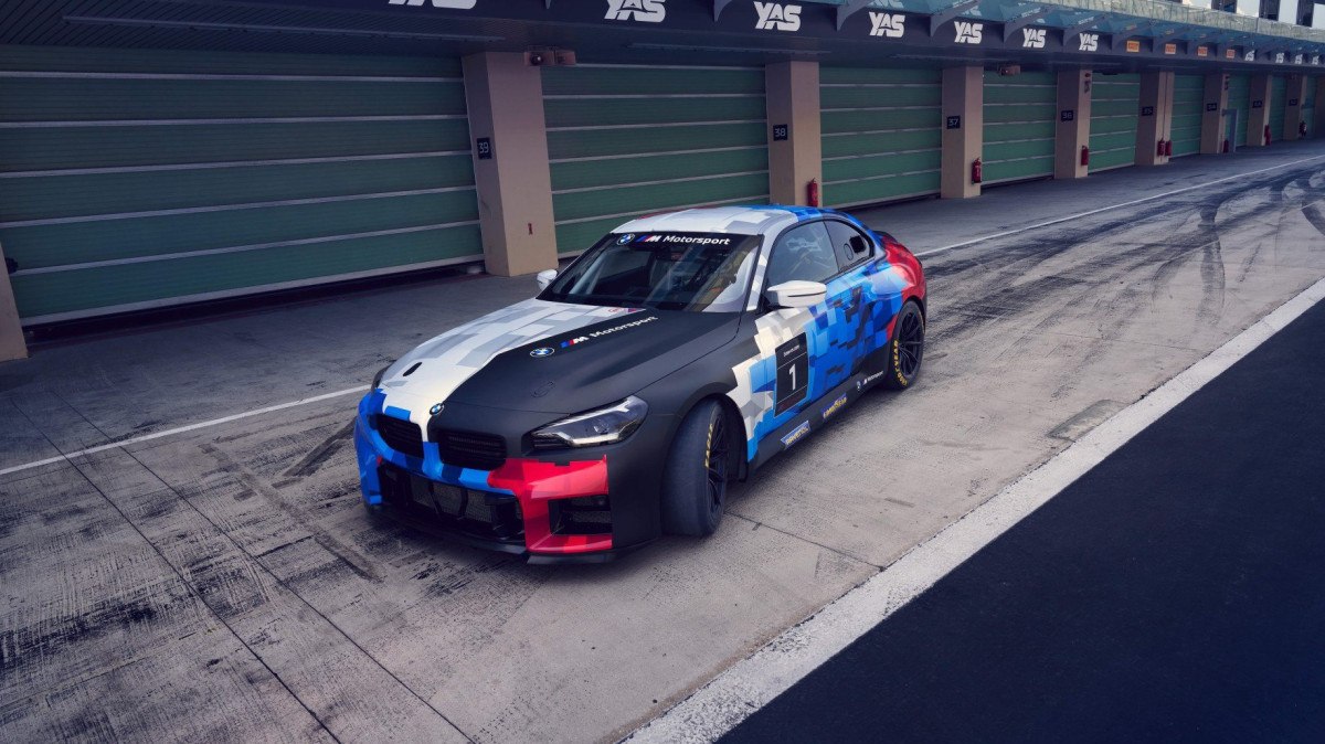  BMW M2 Cup estreia no Brasil em 2026                            
   