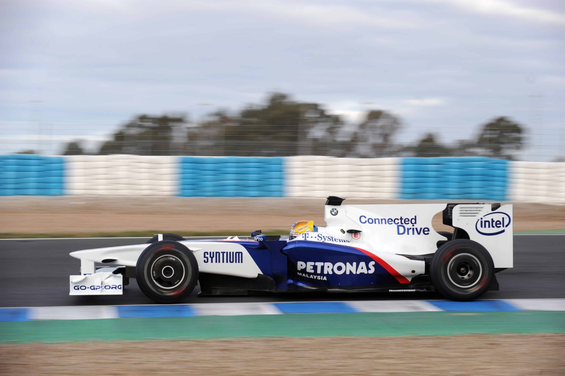 BMW descarta retorno à F1 e diz que não há ligação com carros de rua