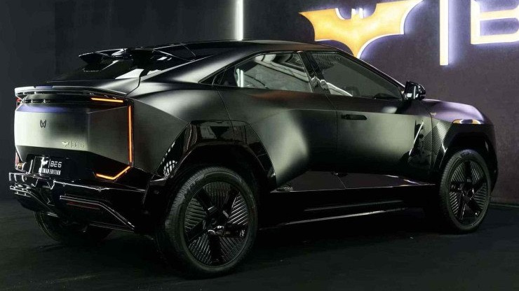 O design exclusivo do SUV BE 6 Batman Edition, que est&aacute; no centro da pol&ecirc;mica de exclusividade da Mahindra. -  (crédito: Divulga&ccedil;&atilde;o)