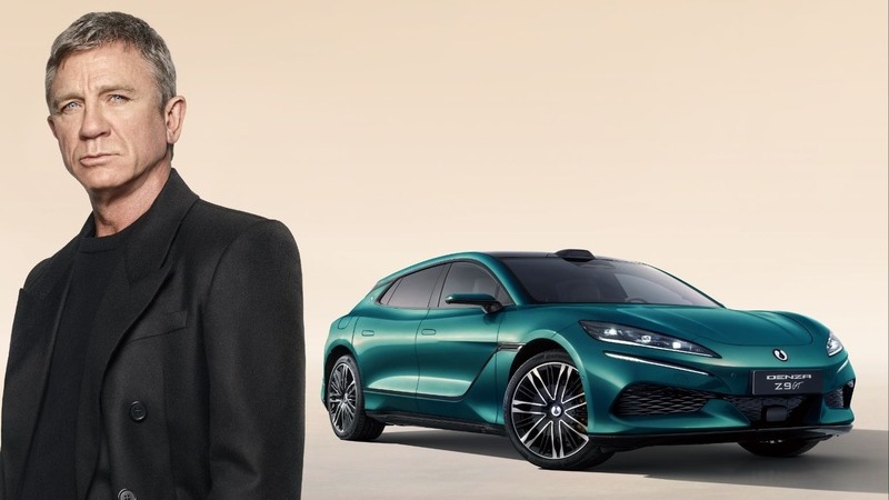 Daniel Craig, novo rosto da Denza, posa ao lado do el&eacute;trico Z9 GT, principal lan&ccedil;amento da marca premium da BYD na Europa. -  (crédito: Divulga&ccedil;&atilde;o/Denza)