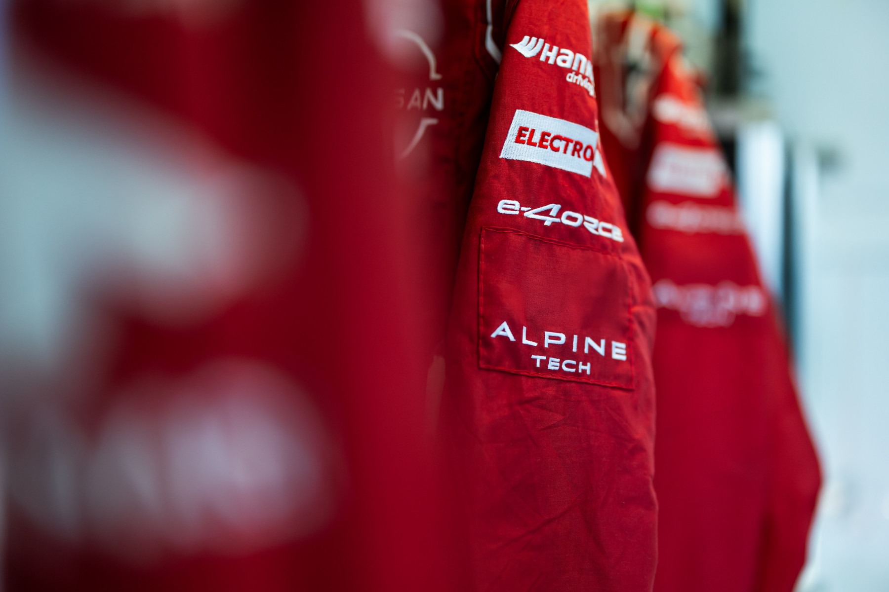 Nissan refor&ccedil;a aposta na F&oacute;rmula E e renova parceria com a Alpine Tech