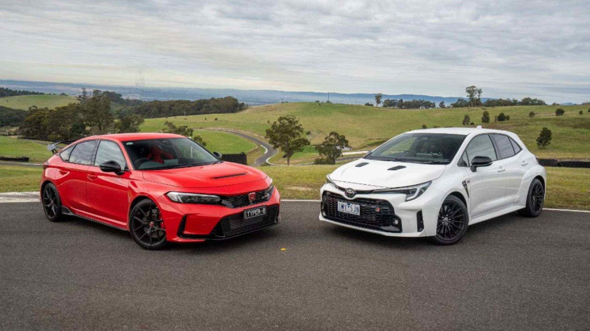 Honda Civic Type R vs Toyota GR Corolla, qual o melhor?