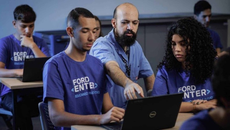 Curso da Ford abre vagas para 120 alunos na Bahia e em São Paulo -  (crédito: Divulgação/Ford)