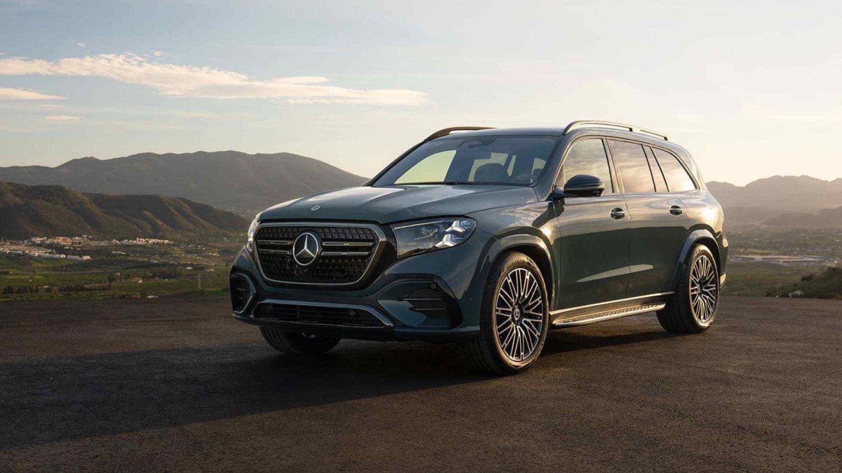 Mercedes-Benz GLS 2027 terá um motor V8 e um novo sistema de suspensão, baseada em dados da nuvem 