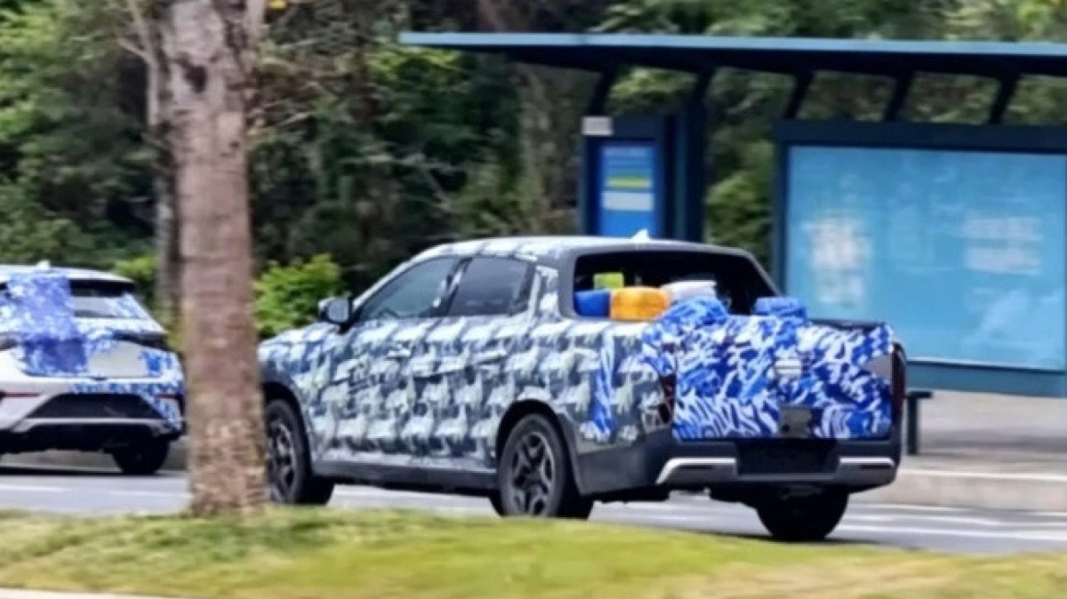 Traseira da picape da BYD 