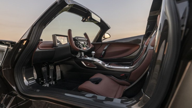 O interior do Venom F5 se destaca pelo design &uacute;nico