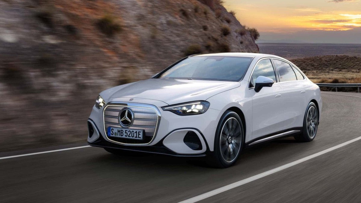 Mercedes-Benz C400 EV 4 Matic