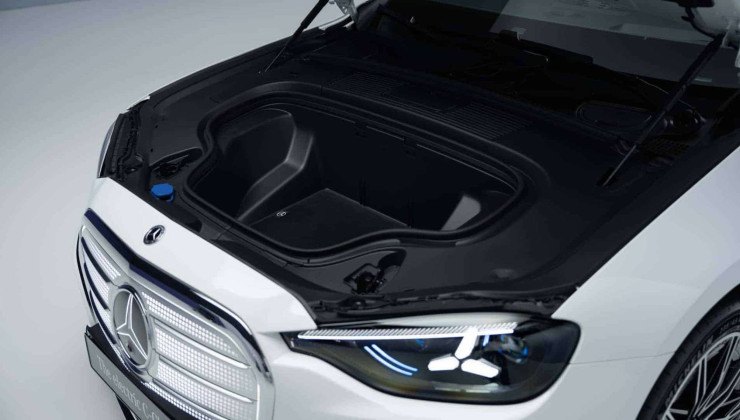 Mercedes-Benz C400 EV 4 Matic