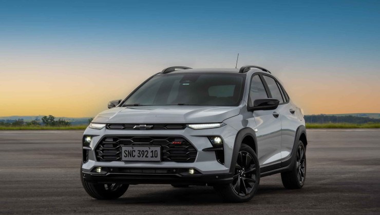 Chevrolet Sonic foi revelado na vers&atilde;o RS e com in&eacute;dita cor cinza -  (crédito: Divulga&ccedil;&atilde;o)