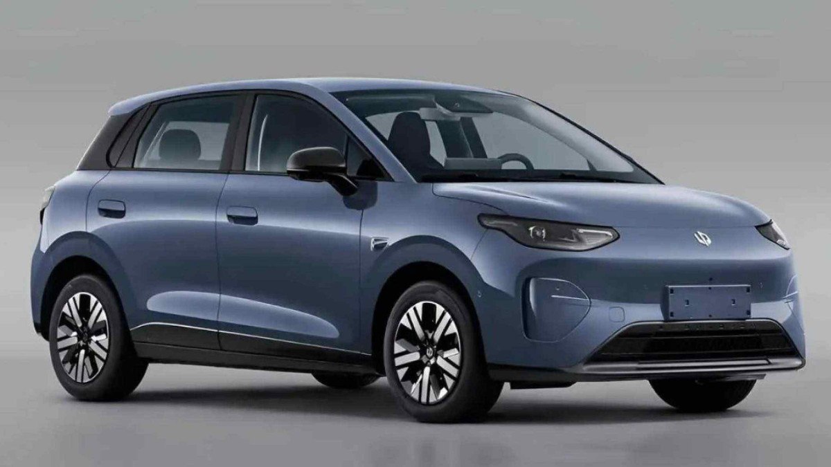 Leapmotor A05, se vier ao Brasil, será rival do BYD Dolphin e do Geely EX2