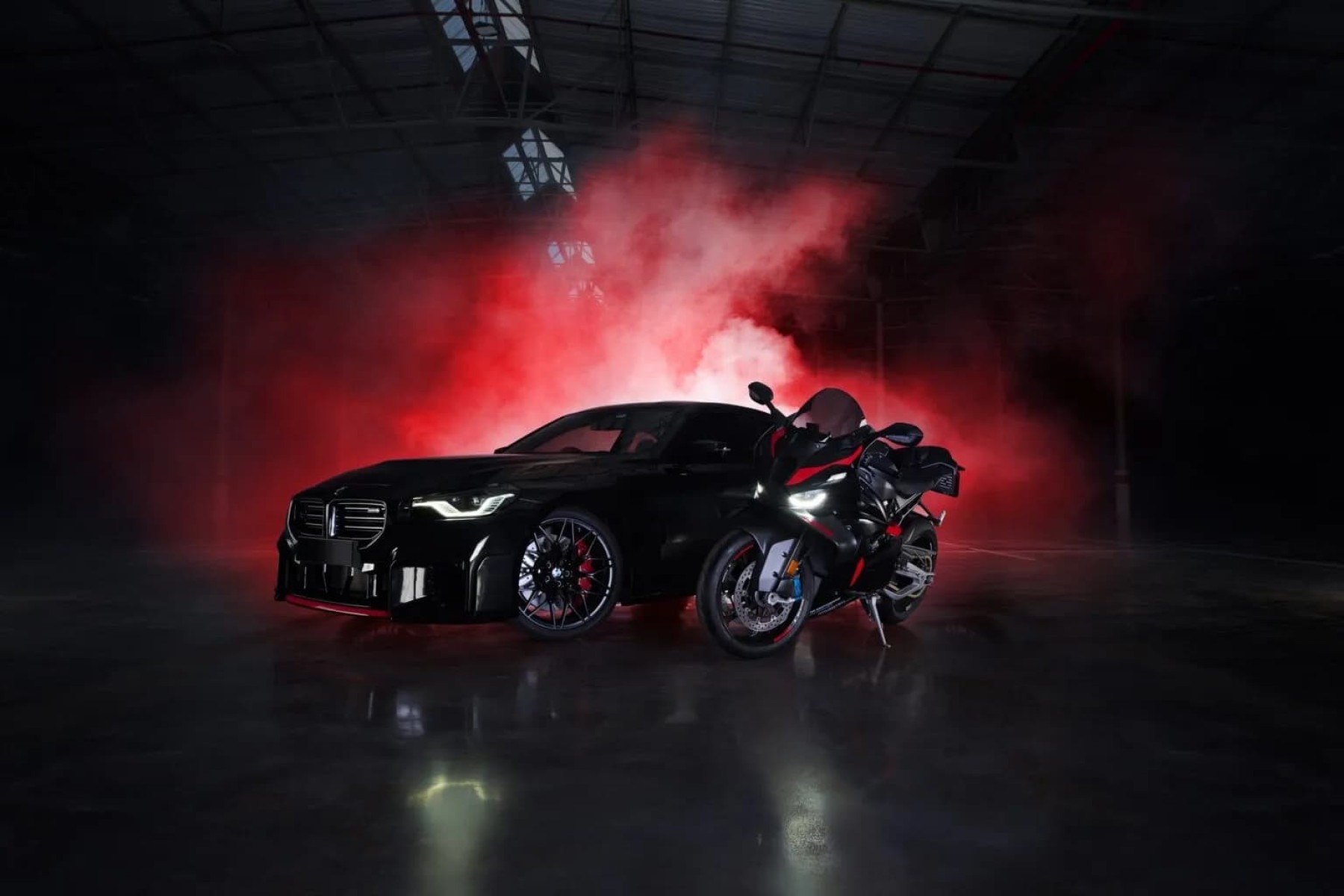 BMW se inspira em motocicletas para criar versão especial do M2