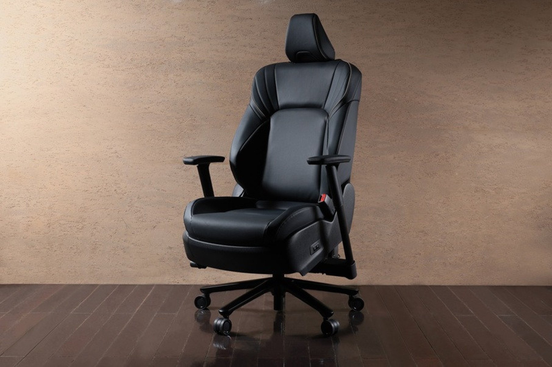 Toyota cria cadeira gamer de R$ 20 mil com banco de carro e cinto com USB
