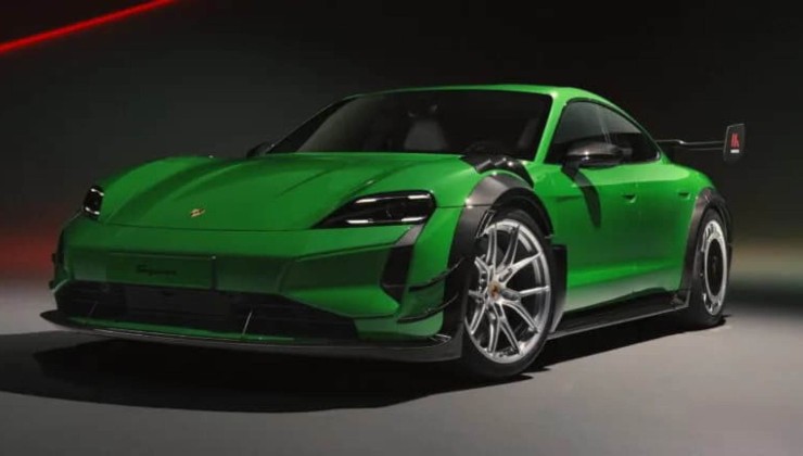Porsche Taycan Turbo GT com kit Manthey