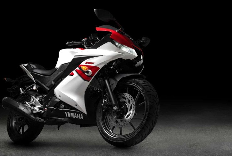 Yamaha R15 ABS 70th Anniversary
