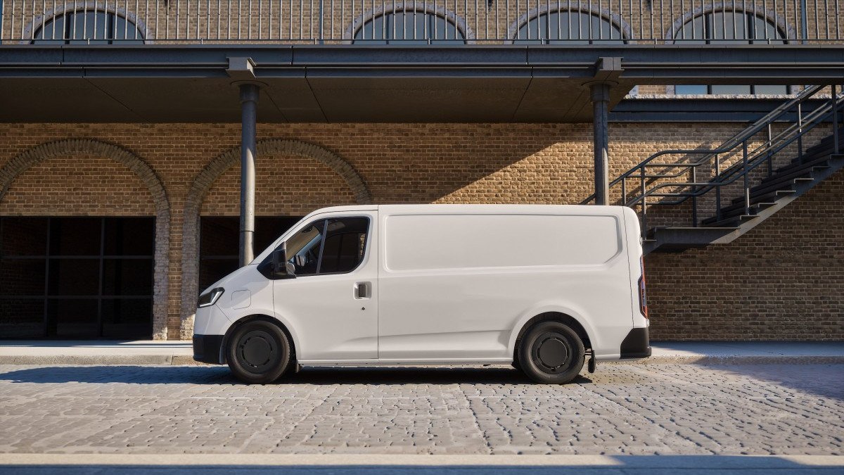 A Ford Pro anunciou o lançamento da van elétrica Transit City no Brasil