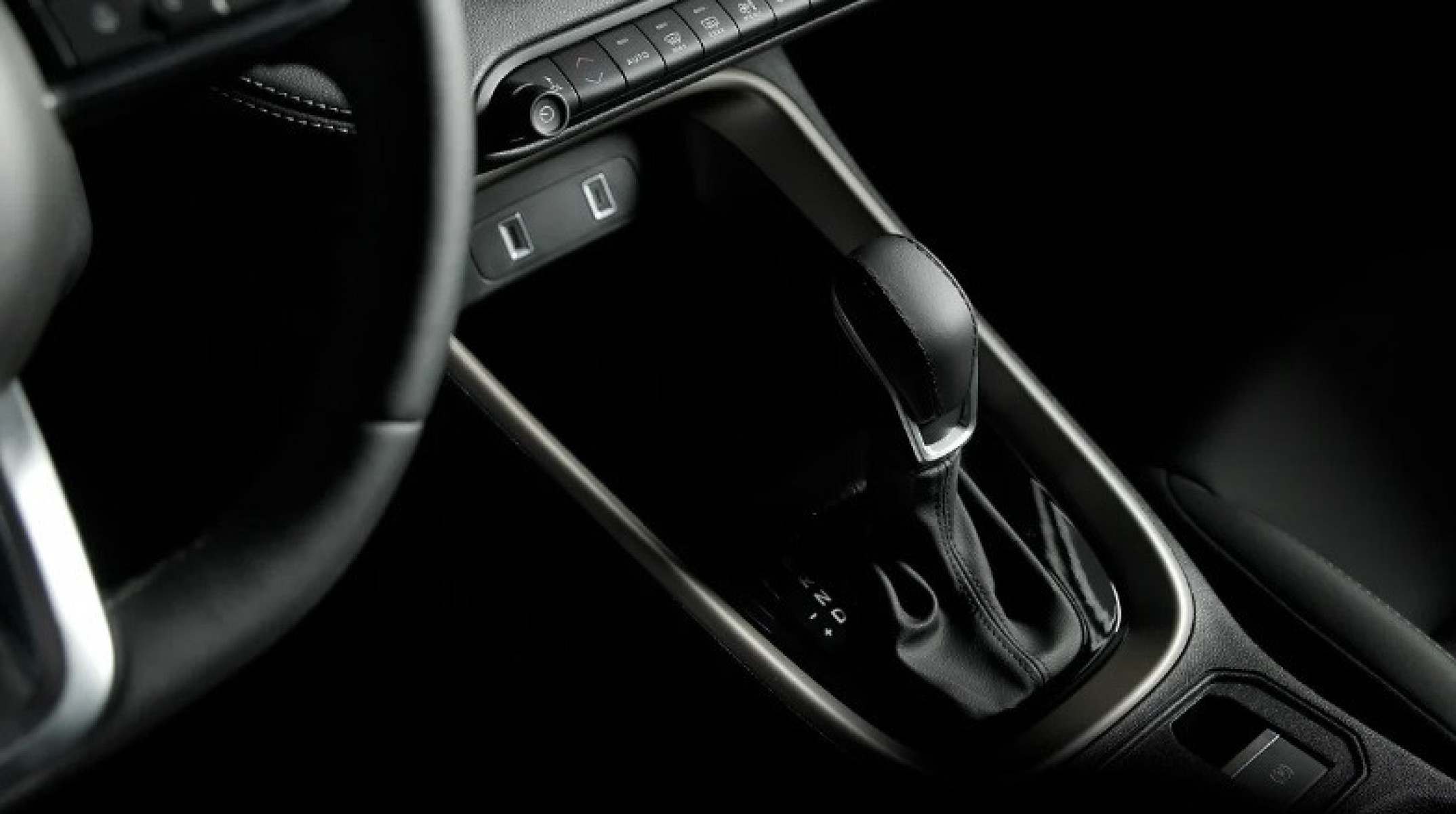 Jeep Avenger tem interior revelado 