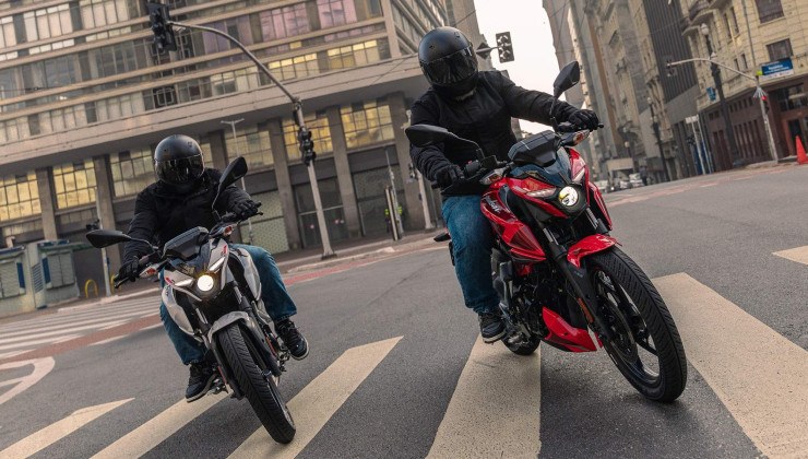 Bajaj Pulsar N150 -  (crédito: Divulgação/Bajaj)