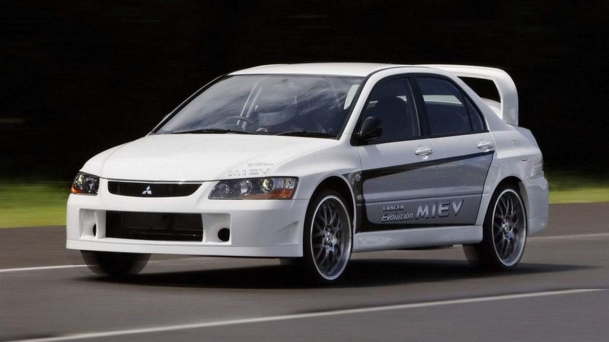 Mitsubishi Lancer Evolution MIEV, o protótipo que trazia um tipo de motorização diferente