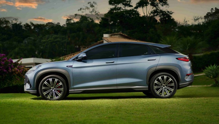 BYD Sealion7 