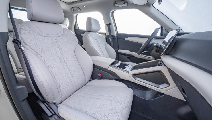 Interior do novo BYD Atto 2 DM-i Flex