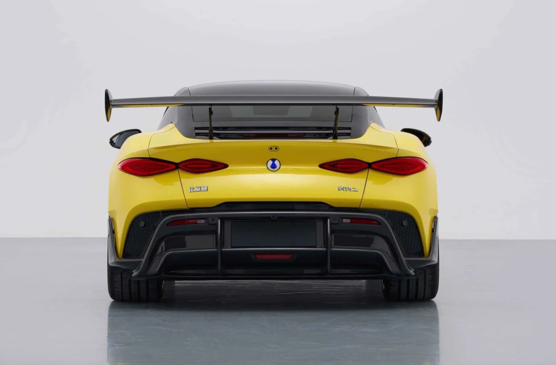 Denza Z Coupe