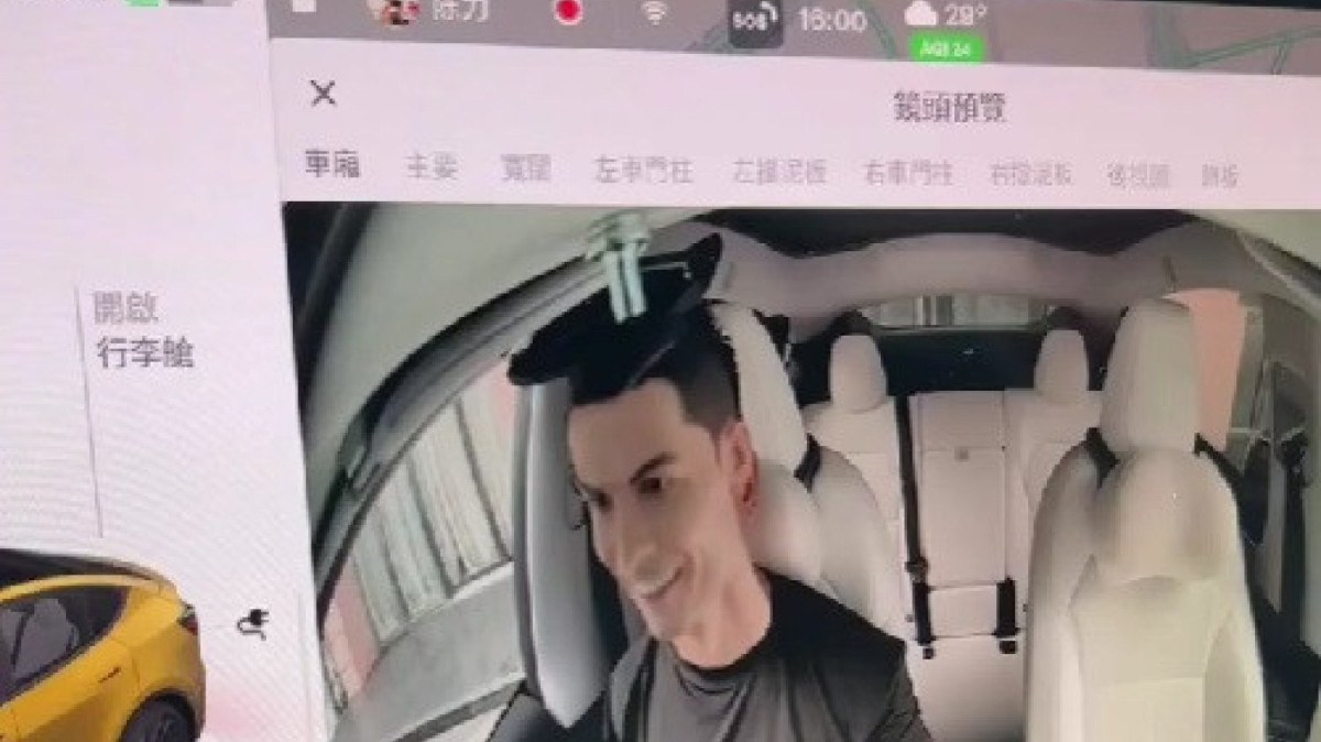 Boneco com rosto de Cristiano Ronaldo engana sistema Tesla Autopilot
