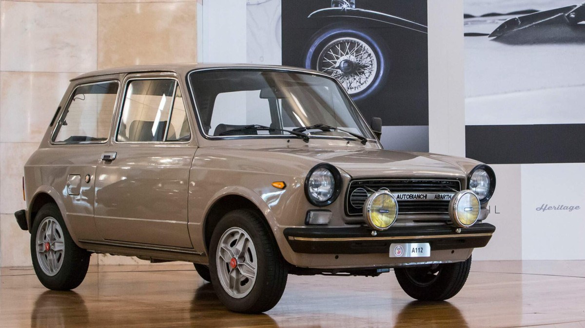 Autobianchi A112 teve versão esportiva Abarth