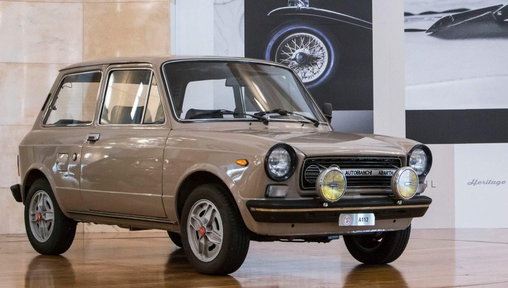 Autobianchi A112 teve versão esportiva Abarth -  (crédito: Divulgação)
